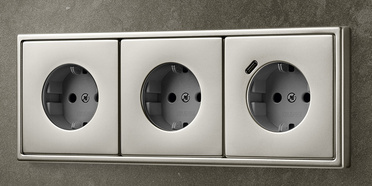 SCHUKO® Steckdosen mit USB bei Elektro Heinz Mikl OHG in Kirchheim